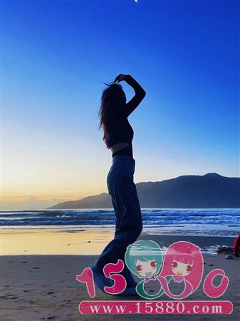 笑笑吖
