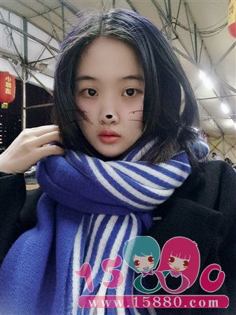 琥珀少女